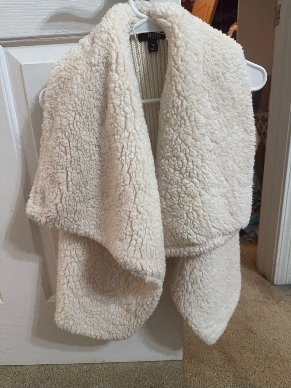 a.n.a Cream Teddy Sherpa Open-Front Vest